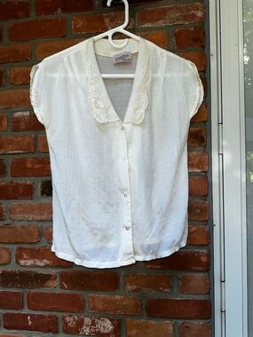 Vintage Essence Brand Cream Sheer Short Sleeve Blouse